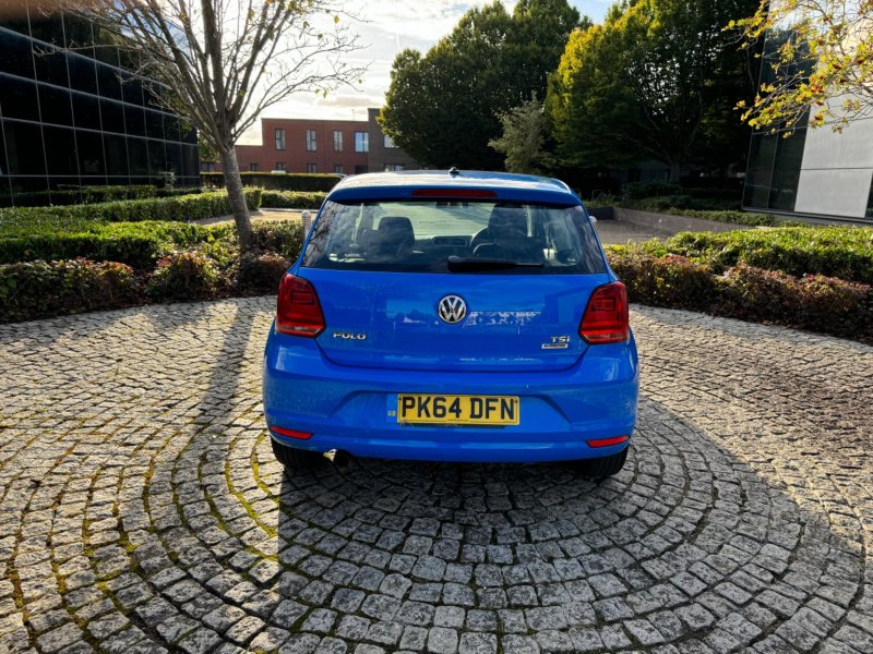 VOLKSWAGEN POLO