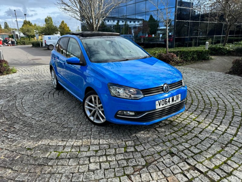 VOLKSWAGEN POLO