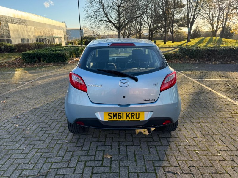 MAZDA MAZDA2