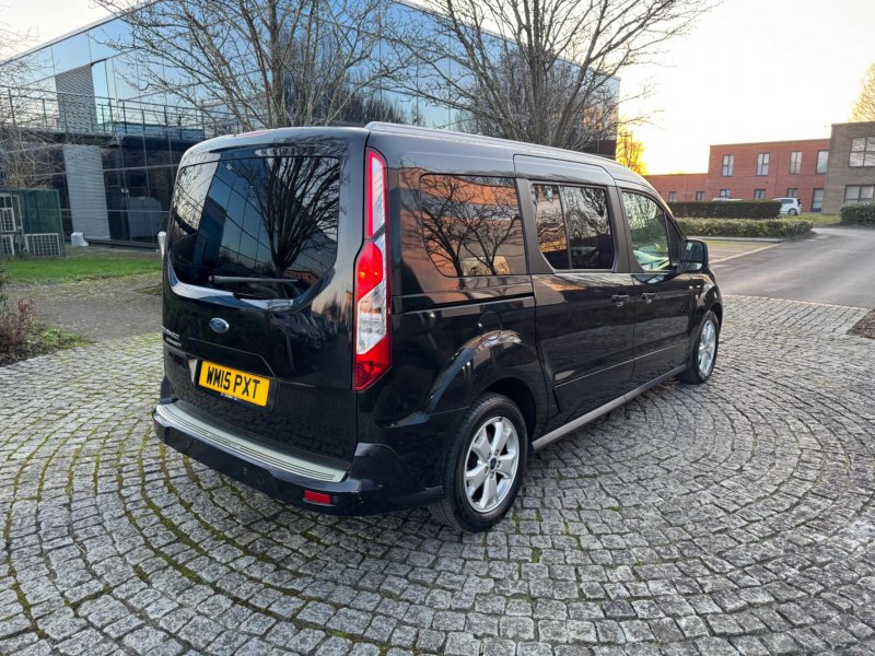 FORD GRAND TOURNEO CONNECT