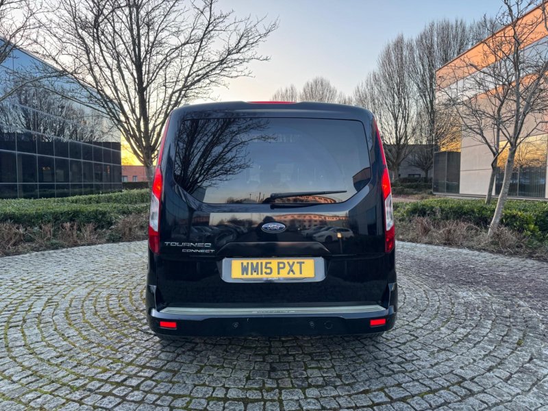 FORD GRAND TOURNEO CONNECT