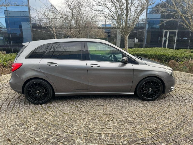 MERCEDES-BENZ B CLASS